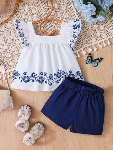 Young Girl Style Floral Placement Print Blouse And Solid Color Shorts Set