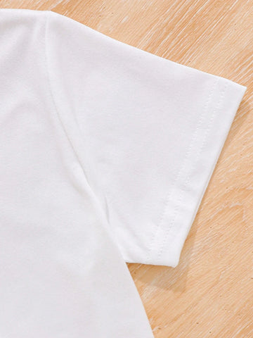 Young Girl Summer Casual Letter Graphic Tee & Houndstooth Print Shorts