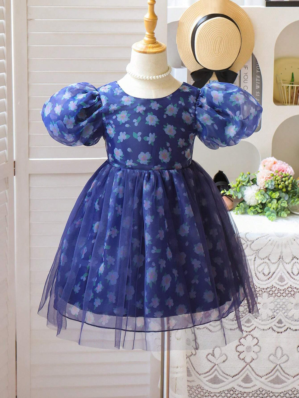 Young Girl Summer Elegant Puff Sleeve Dress With Ditsy Floral And Mesh Patchwork