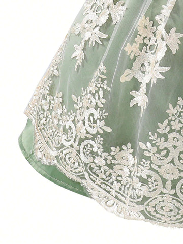 Young Girl Summer Floral Applique Mesh & Lace Puff Sleeve Fancy Dress