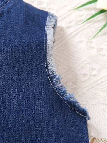 Young Girl Summer Frayed Denim Vest And Extended Length Pants With Patch Shirt Set
