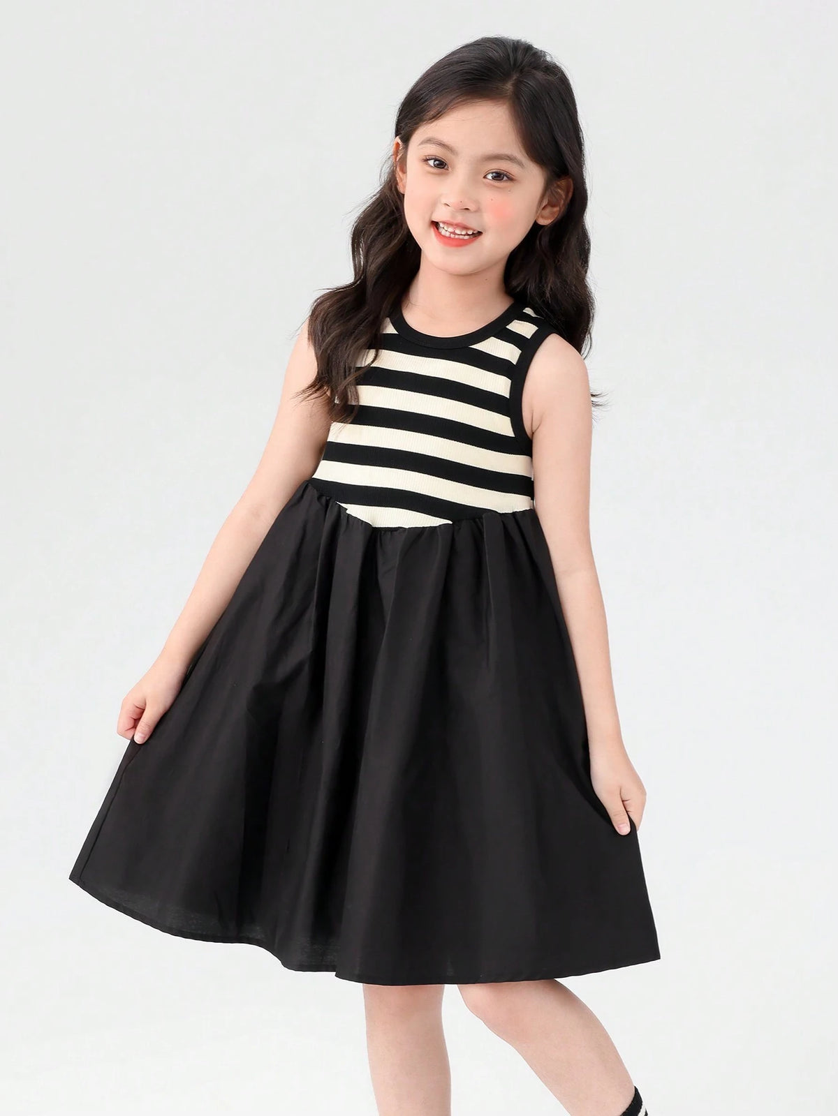 Young Girl Vintage Striped Sleeveless Princess Dress With Large Skirt Hem, 2024 New Summer Style For Children
