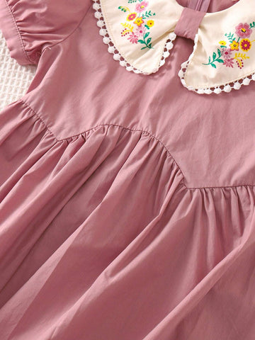 Young Girl Weaving Color-Blocking Doll Collar Bubble Sleeve Loose Waist Casual Dress