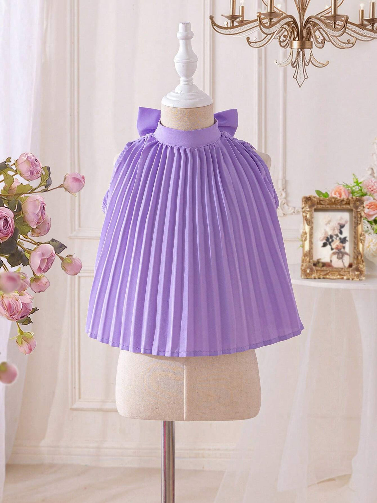 Young Girl Woven Color-Blocked Stand Collar Sleeveless Shirt With Bowknot Detail And Pleated Design