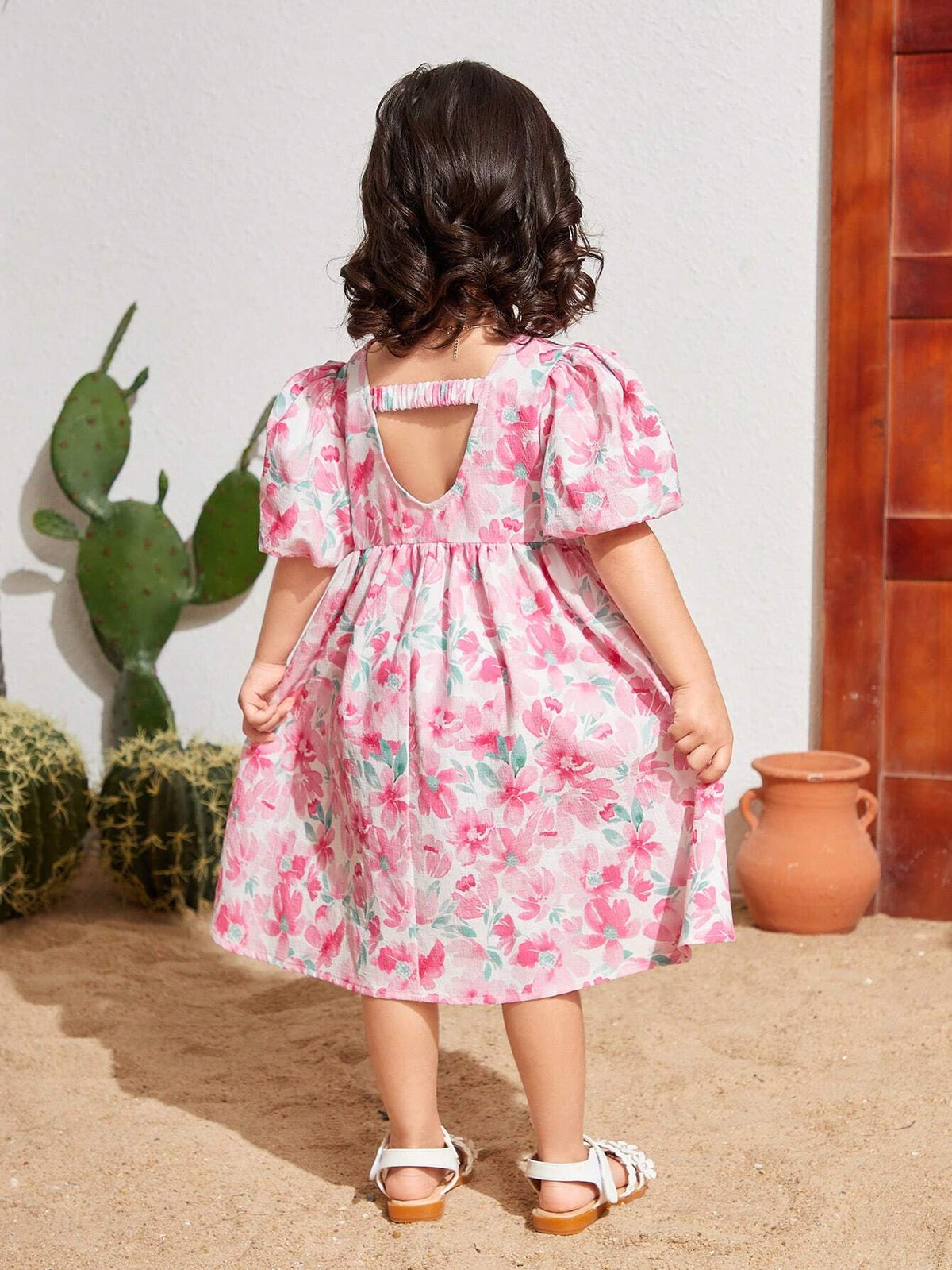 Young Girl Woven Floral Print Round Neck Puff Sleeve Loose Casual Holiday Dress