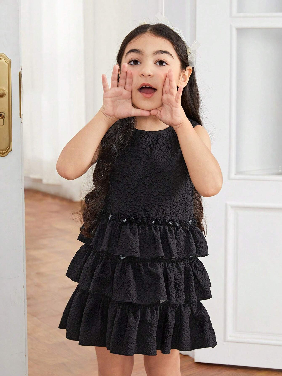 Young Girl Woven Ruffle Hem Solid Color Round Neck Pullover Sleeveless Dress