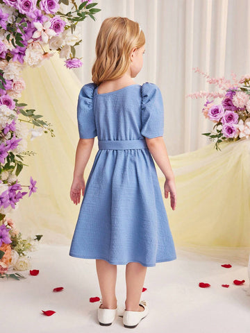 Young Girl Woven Short Sleeve Dress With Bow Knot Decoration And A Waistband For Spring Or Summer