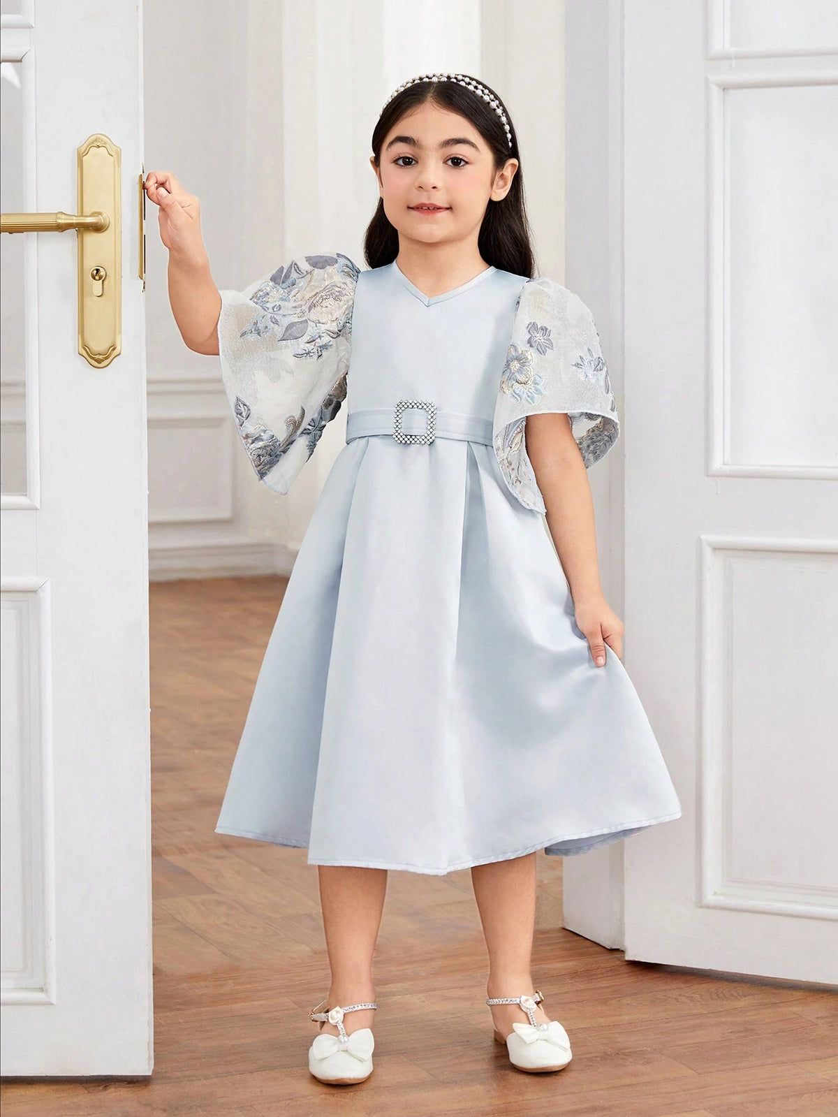 Young Girl Woven Solid Color Round Neck Patchwork Floral Petal Sleeve One-Piece Dress