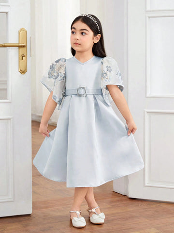 Young Girl Woven Solid Color Round Neck Patchwork Floral Petal Sleeve One-Piece Dress