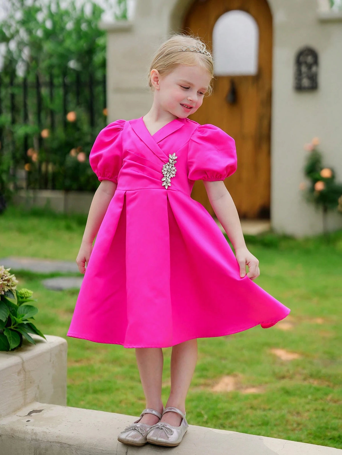 Young Girl Woven Solid Color V-Neck Puff Sleeve Fit-And-Flare Dress With Drawstring