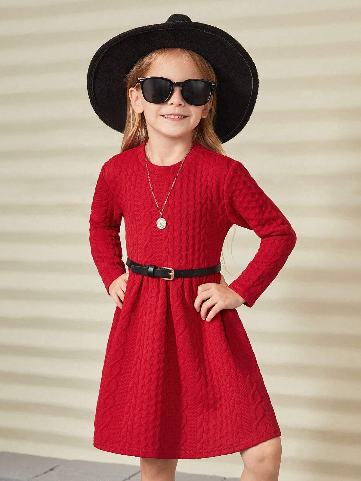 Young Girl's Red Textured Quilted Dress, Suitable For Casual Daily Wear In Autumn/Winter