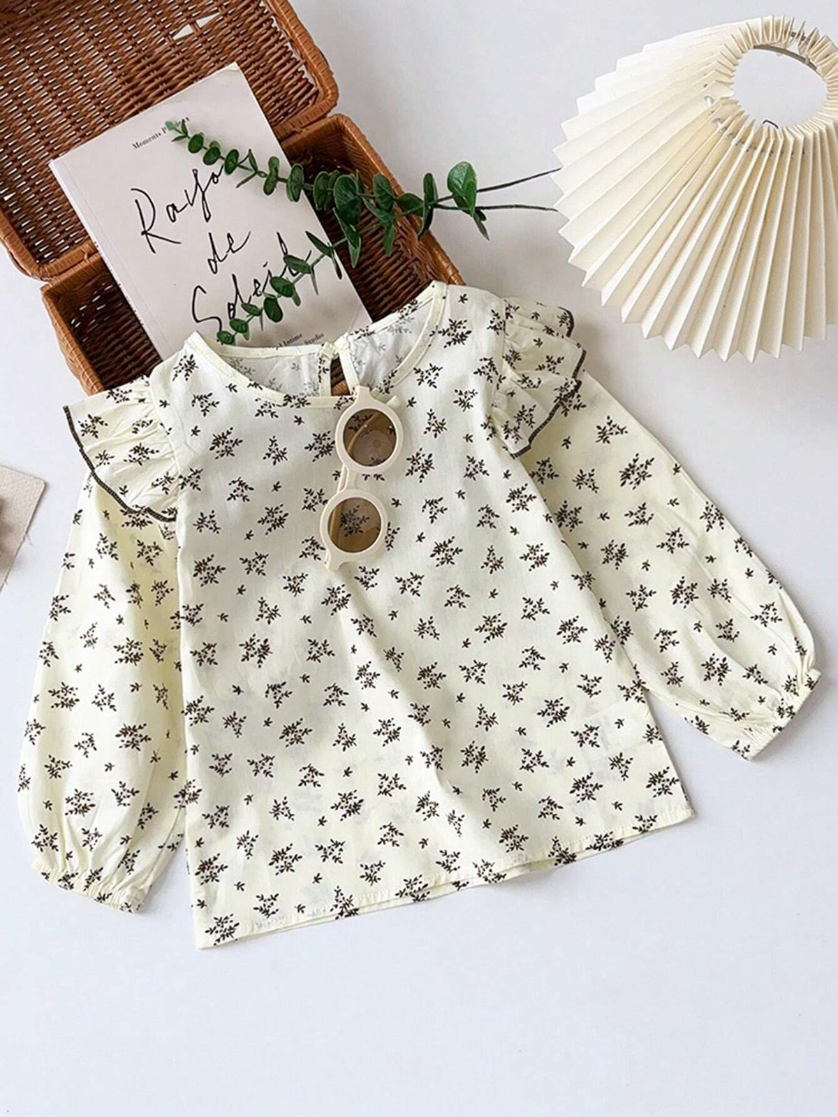 Young Girls Casual Ditsy Floral Long Sleeved Shirt For Autumn