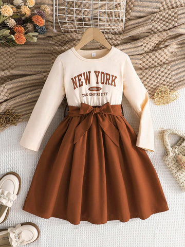 Young Girls Casual Minimalist English Letter & Heart Print Long Sleeve Round Neck Dress With Belt, Spring/Autumn