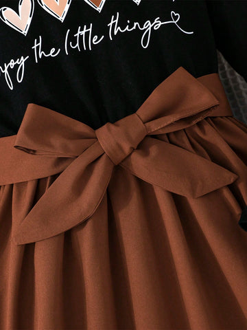 Young Girls Casual Minimalist English Letter & Heart Print Long Sleeve Round Neck Dress With Belt, Spring & Autumn