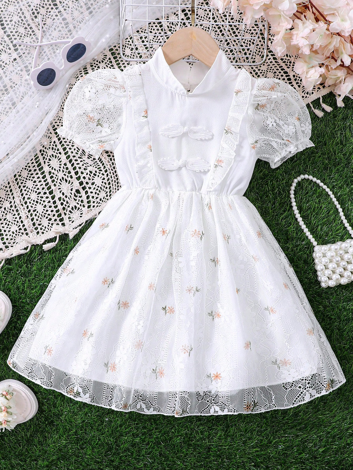 Young Girls Chinese Style Mandarin Collar Lace Dress, Spring/Summer