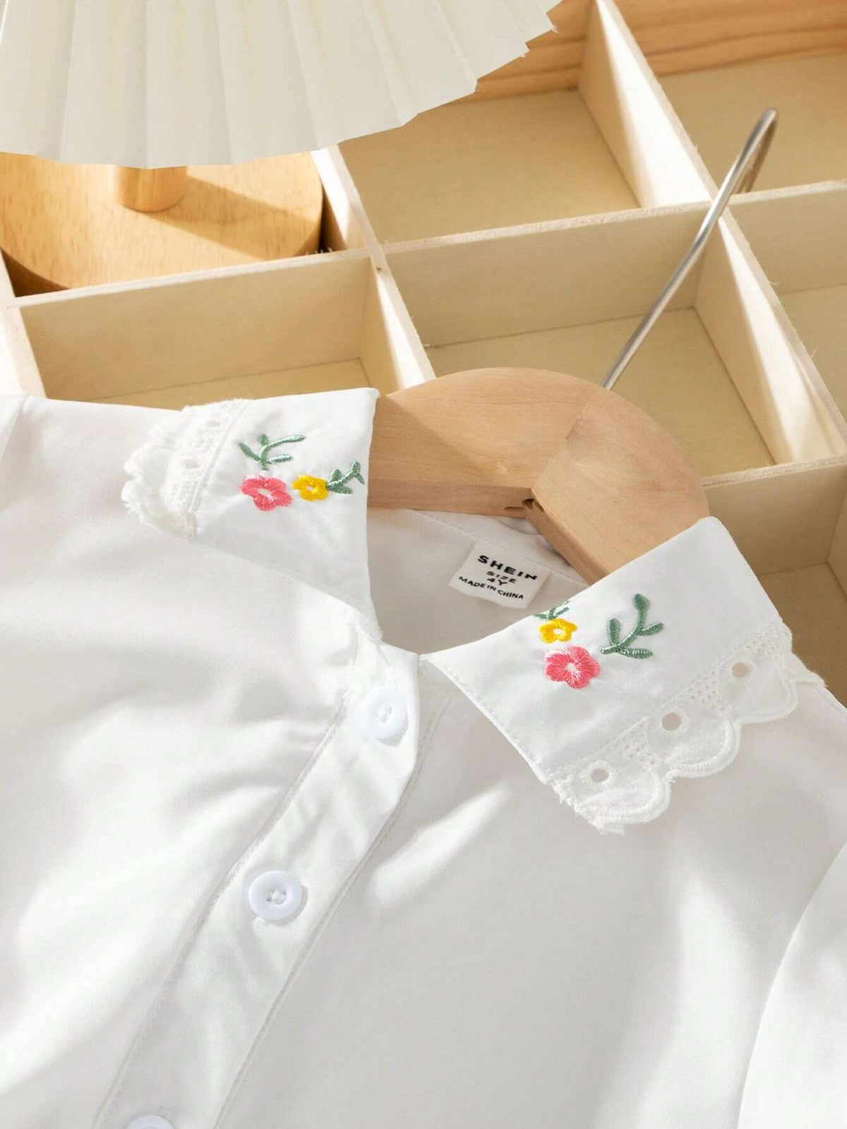Young Girls' Collared Shirt With Floral Lace Trim And Front Button Opening