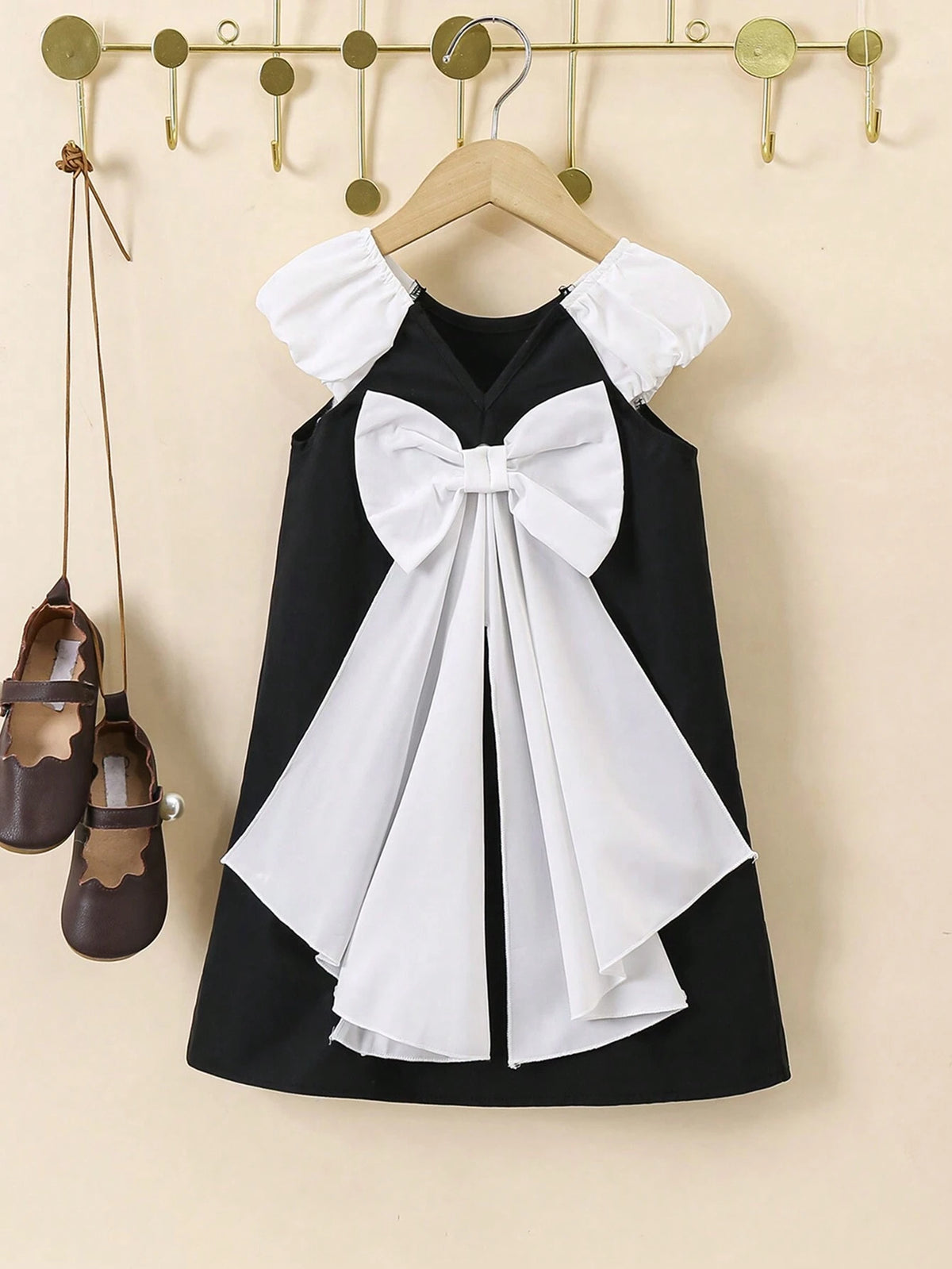 Young Girls' Color Block Back Bow Design Dress