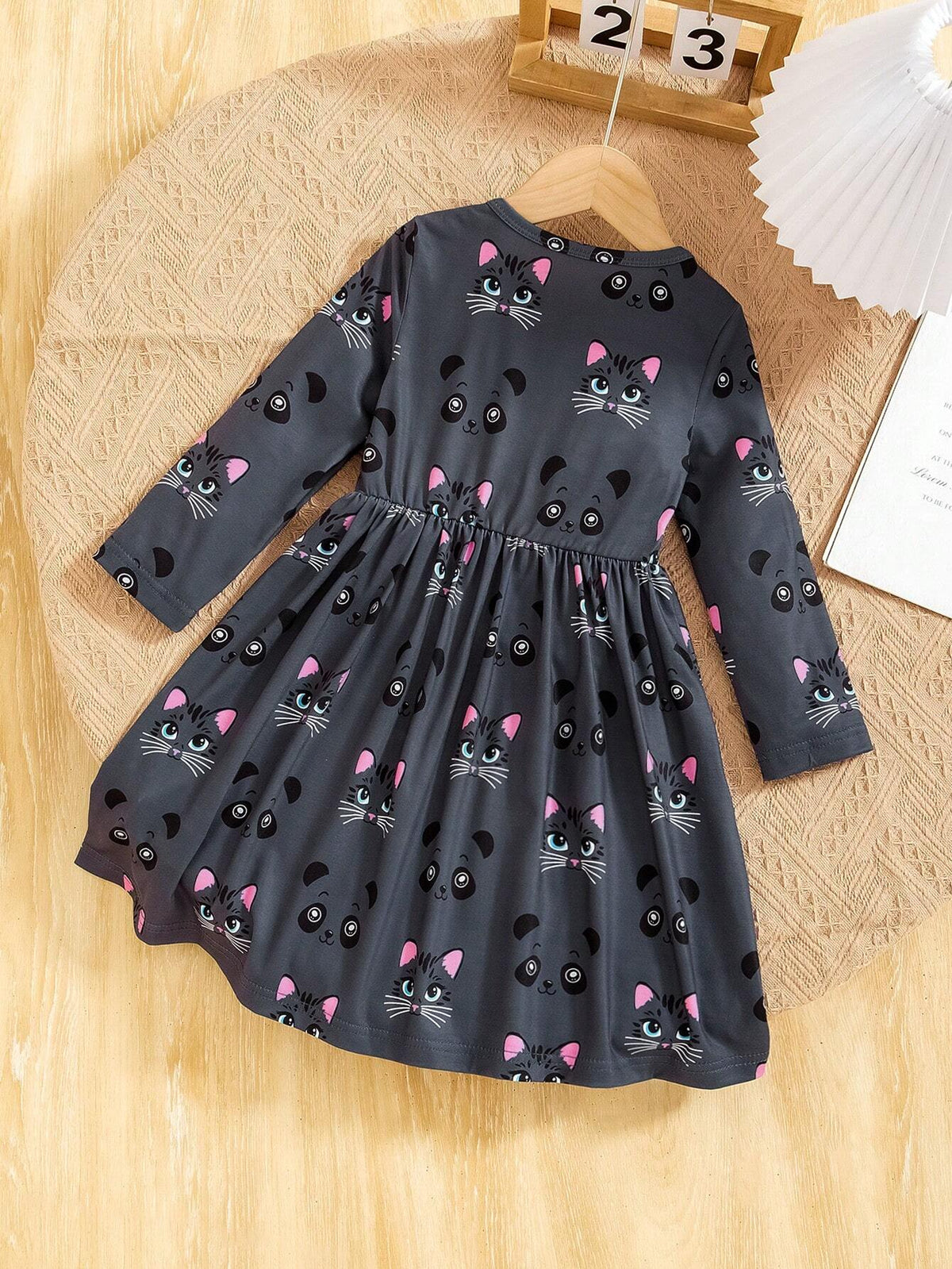 Young Girl's Cute Cat Print Long Sleeve Round Collar Dress