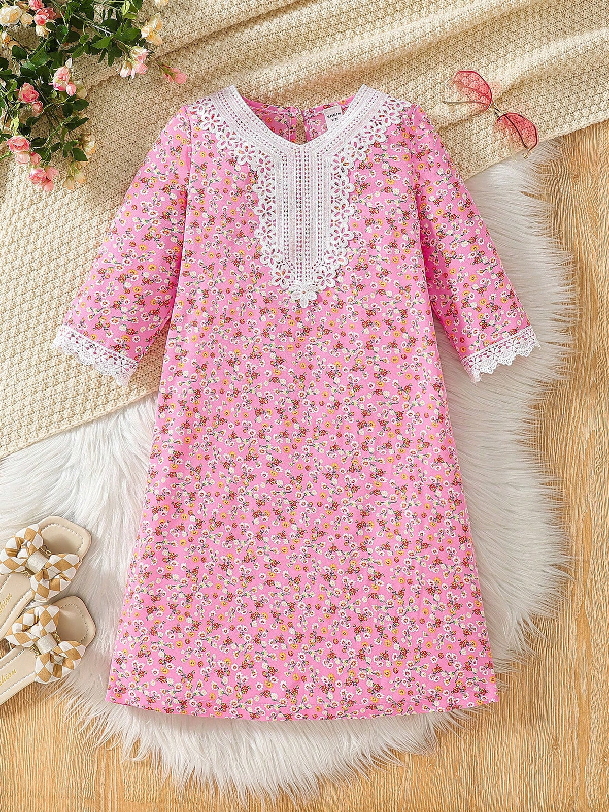 Young Girls Ditsy Floral Collar & Cuff Frill Trim Fitted Casual Dress, Spring Summer