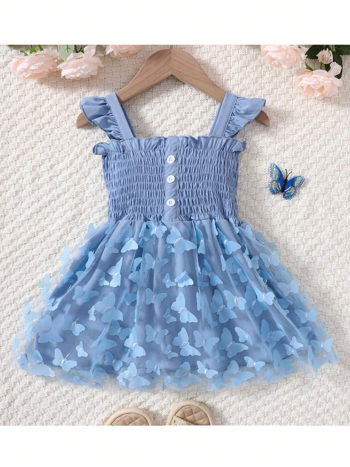Young Girls Elegant And Comfortable Color Blocking Mesh Lace Princess Dress With Ruffle Edge, Buttons And Butterfly Patch, Suitable For Summer Casual Wear, Daily Wear, Holidays And Parties