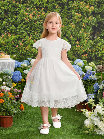 Young Girl's Elegant Party Dress With Lace Patchwork, Mesh Fabric And Ruffled Hemline