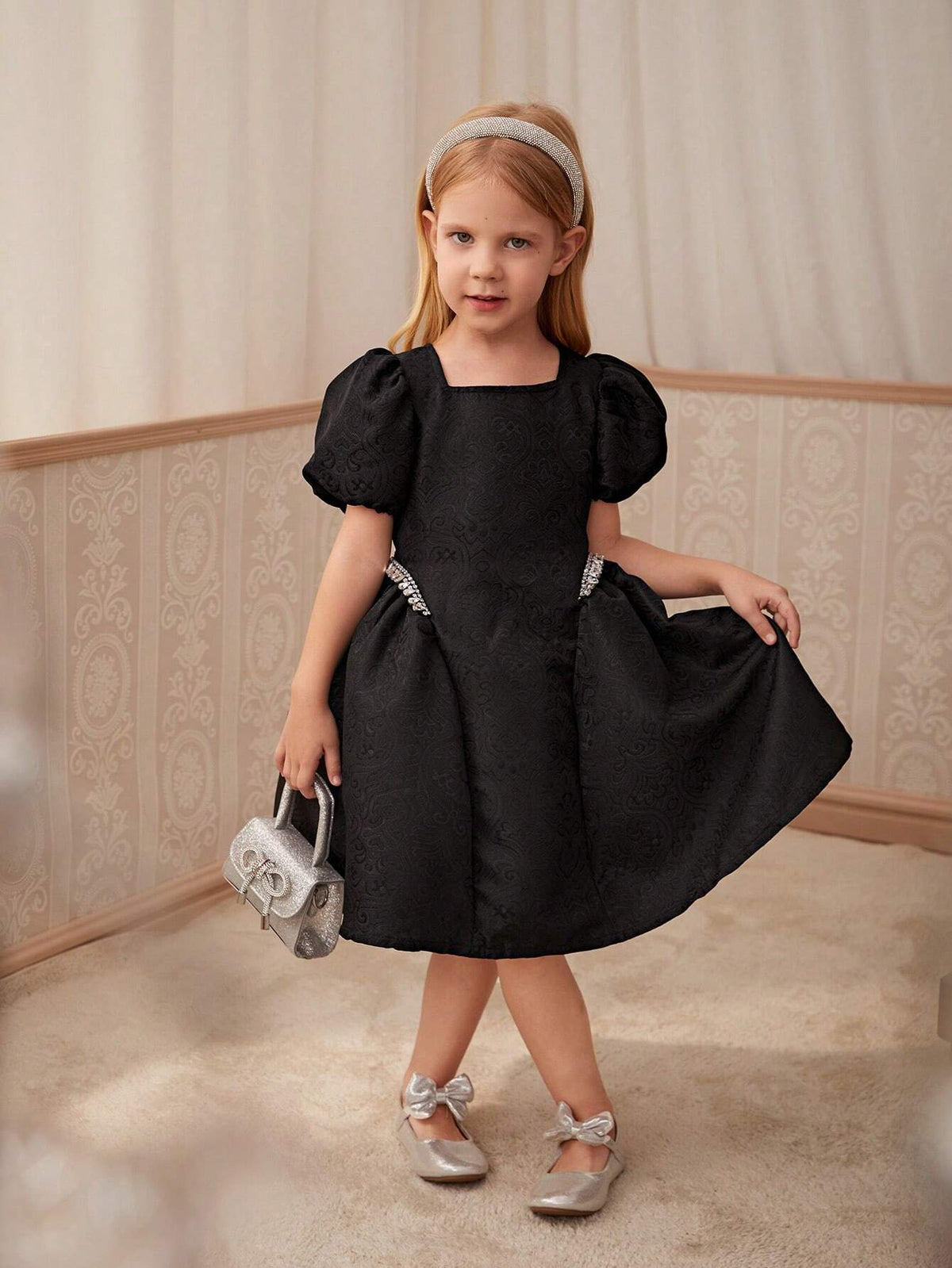 Young Girls' Elegant Solid Color Jacquard Dress With Bubble Sleeves And Rhinestone Embellishment, Summer