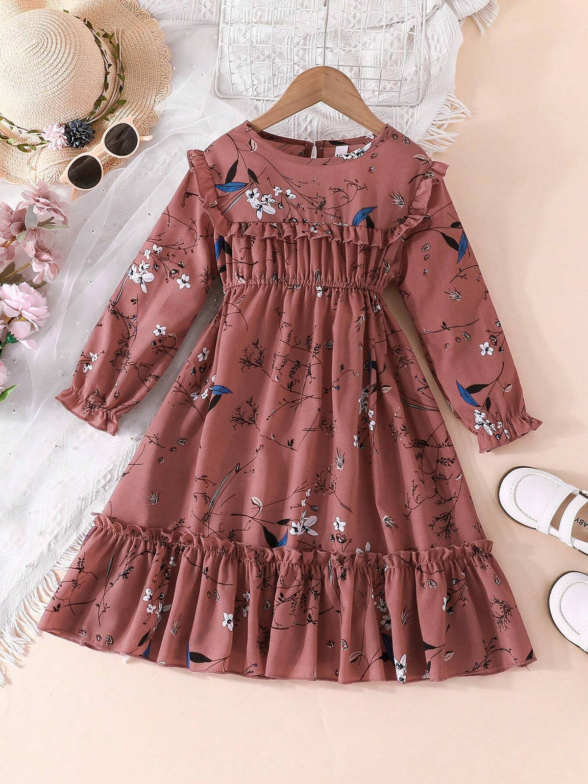 Young Girls' Floral Printed Dress With Flare Sleeves, Ruffle Hem And Lotus Leaf Collar