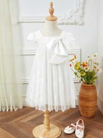 Young Girl's Gorgeous Solid Color Lace Short Sleeve Dress With Bowknot