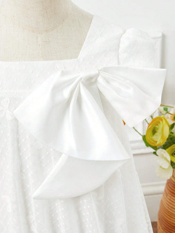 Young Girl's Gorgeous Solid Color Lace Short Sleeve Dress With Bowknot