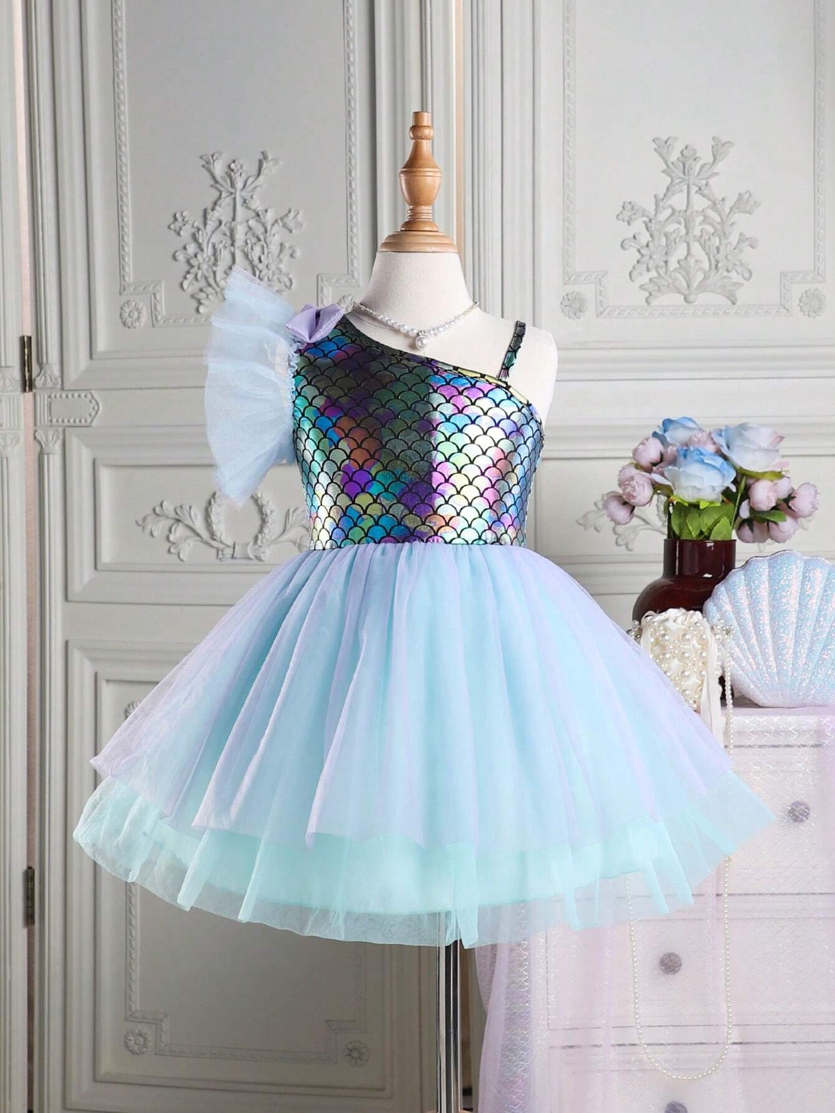 Young Girls' Mermaid Princess Style Mesh Patchwork Dress With Large Bow And Fish Scale Printed Dress
