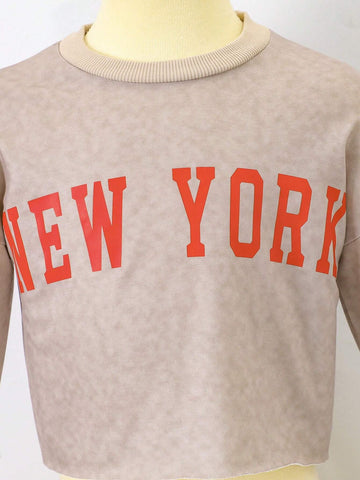 Young Girls' Round Neck Letter Printed Long Sleeve Top And Solid Color Pants Casual Sports 2pcs Outfit