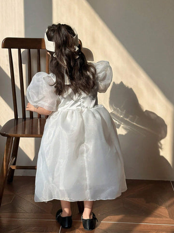 Young Girls' Round Neck Puff Sleeve Dress