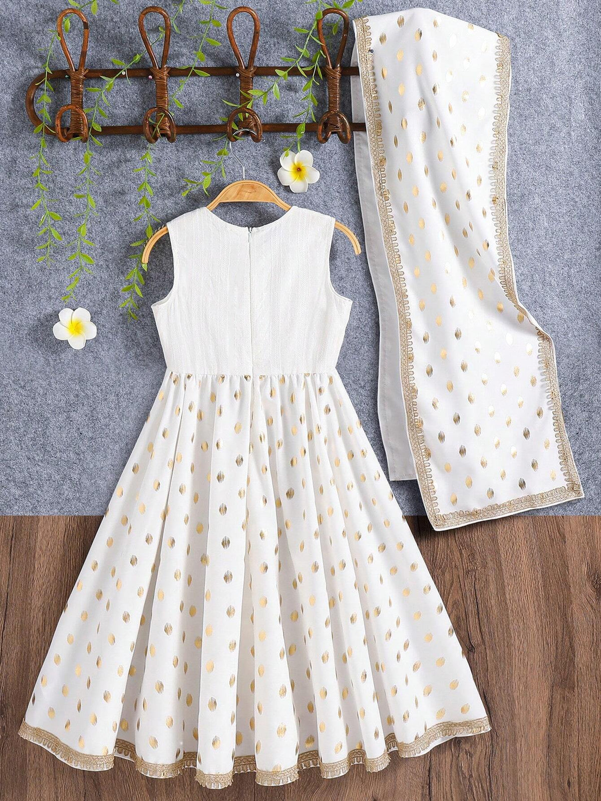 Young Girl's Round Neck Sleeveless Solid Color Splicing Simple Mini Dress