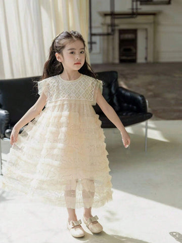 Young Girls Sequined Princess Dress Sleeveless With Pearl Shawl And Veil