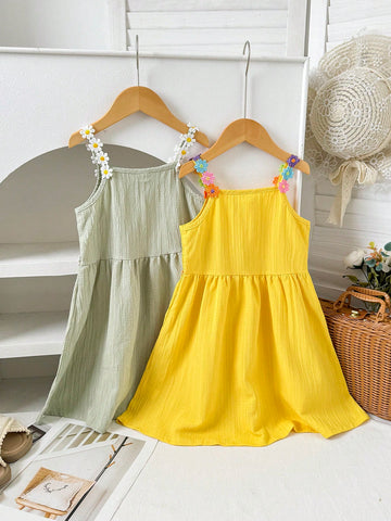 Young Girl's Sleeveless Mini Daisy Print Green Dress And Yellow Dress Set, Cute Summer Style