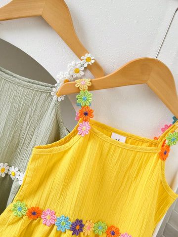 Young Girl's Sleeveless Mini Daisy Print Green Dress And Yellow Dress Set, Cute Summer Style