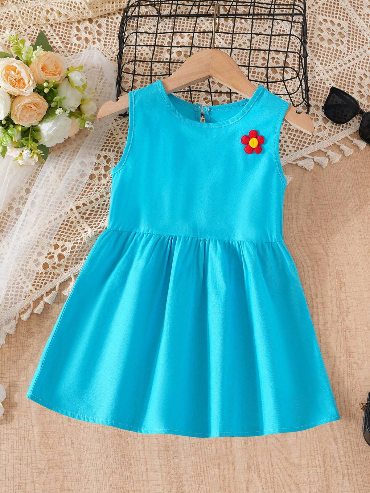 Young Girl's Sleeveless Solid Color Three-Dimensional Flower Pattern Casual Princess Dress