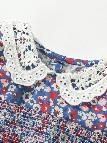 Young Girl's Small Flower Printed Bubble Sleeve Dress