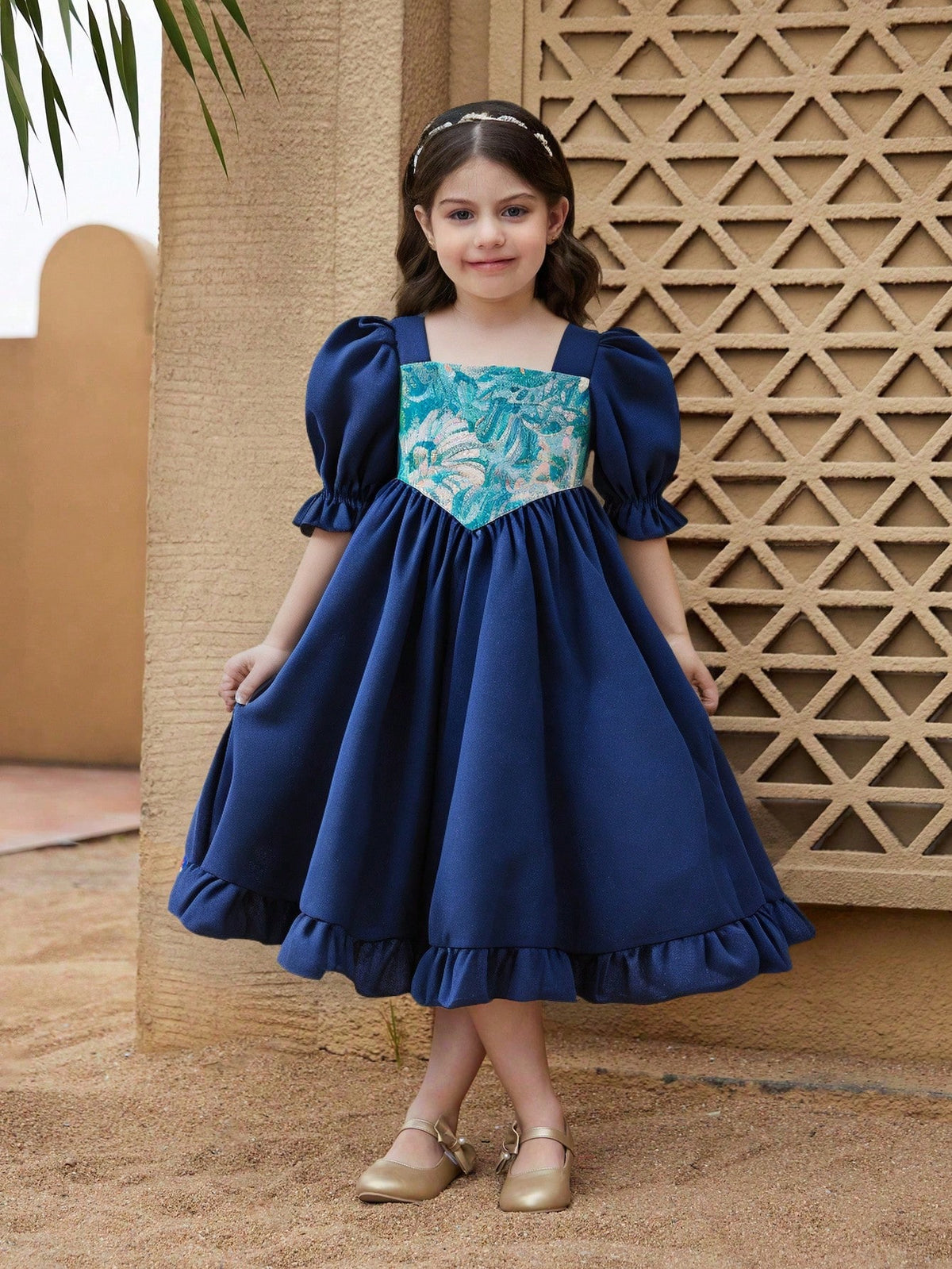 Young Girl's Spring/Summer Ramandan Style Matching Family Vacation , Elegant Floral Jacquard Splice Puff Sleeve Dress