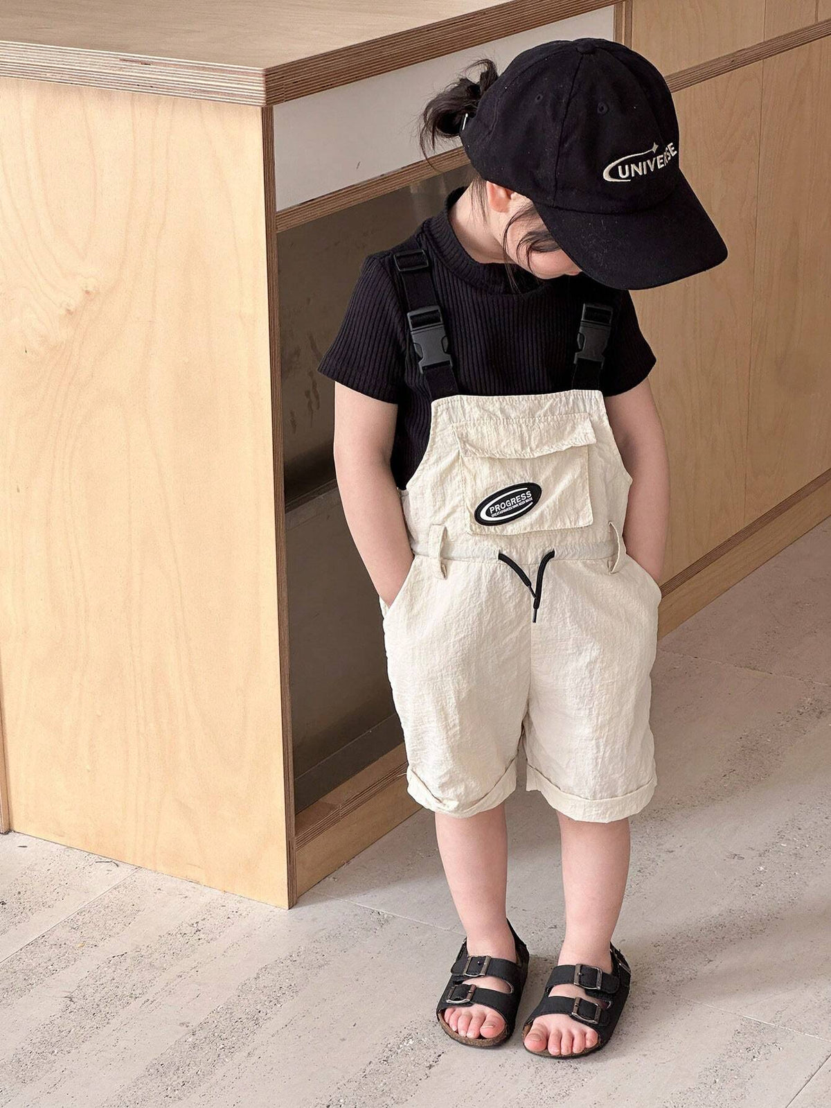 Young Girls Summer Casual Overall Shorts With Letter Print And Waist Drawstring