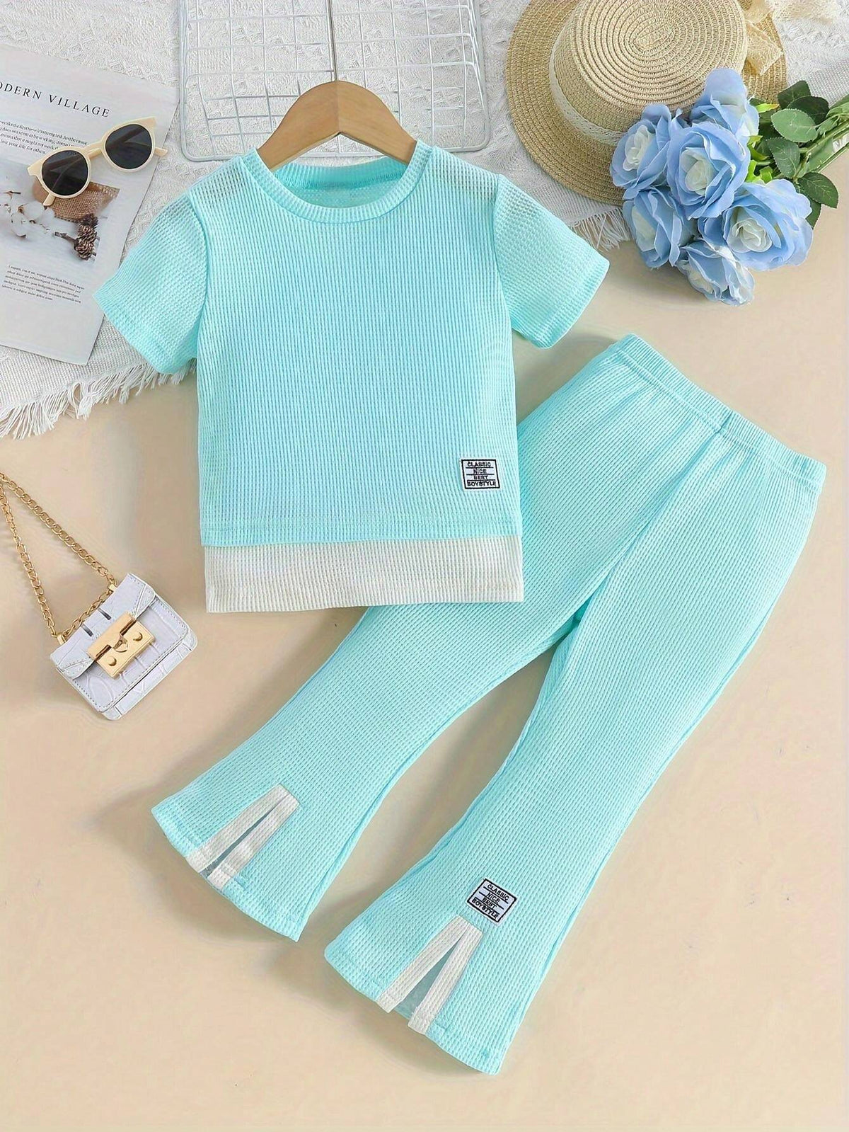 Young Girls' Summer Letter Print Short Sleeve T-Shirt And Flared Pants Fashion Two-Piece Set