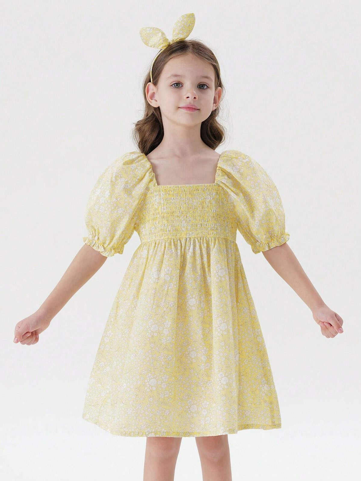 Young Girls' Sweet Fresh Bubble Sleeves Square Neck Floral Mini Dress (With Headband) For Summer