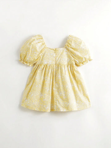 Young Girls' Sweet Fresh Bubble Sleeves Square Neck Floral Mini Dress (With Headband) For Summer