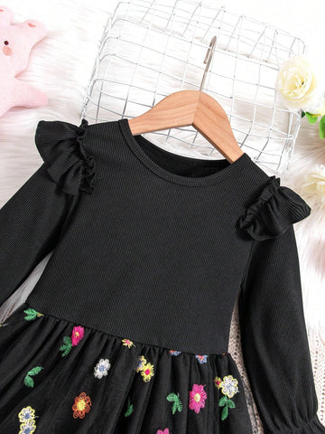 Young Girls' Vacation Knitted Round Neck Ruffle Trim Contrast Lace Embroidery Long Sleeve Dress