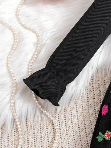 Young Girls' Vacation Knitted Round Neck Ruffle Trim Contrast Lace Embroidery Long Sleeve Dress