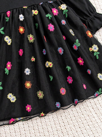 Young Girls' Vacation Knitted Round Neck Ruffle Trim Contrast Lace Embroidery Long Sleeve Dress