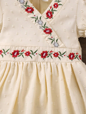 Young Girls' Vacation Leisure Textured Floral Embroidery Bubble Sleeve Dress