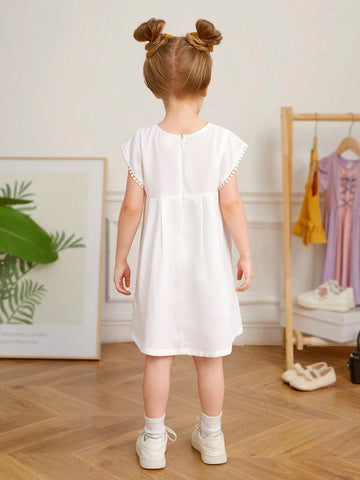 Young Girl's Woven Ditsy Floral Round-Neck Fringed Casual Vacation Dress