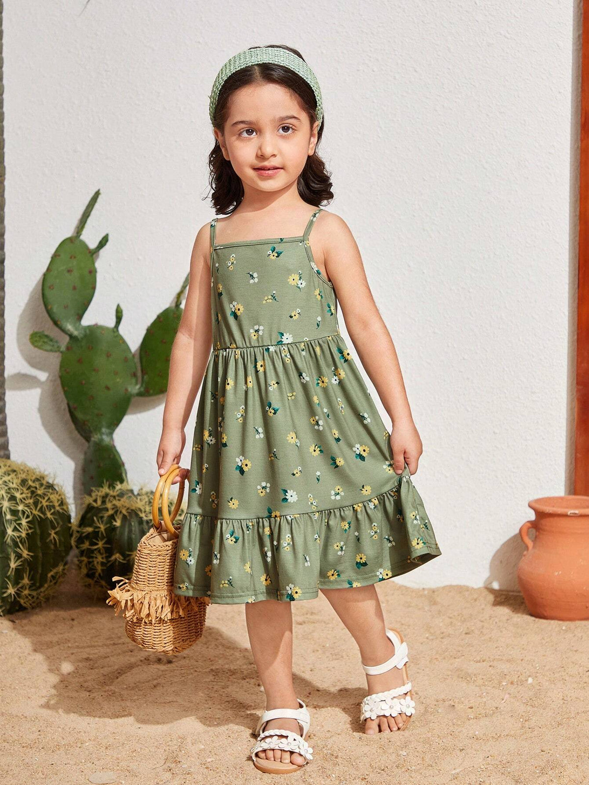Young Girl's Woven Floral Print Spliced Casual Vacation Strappy Dress