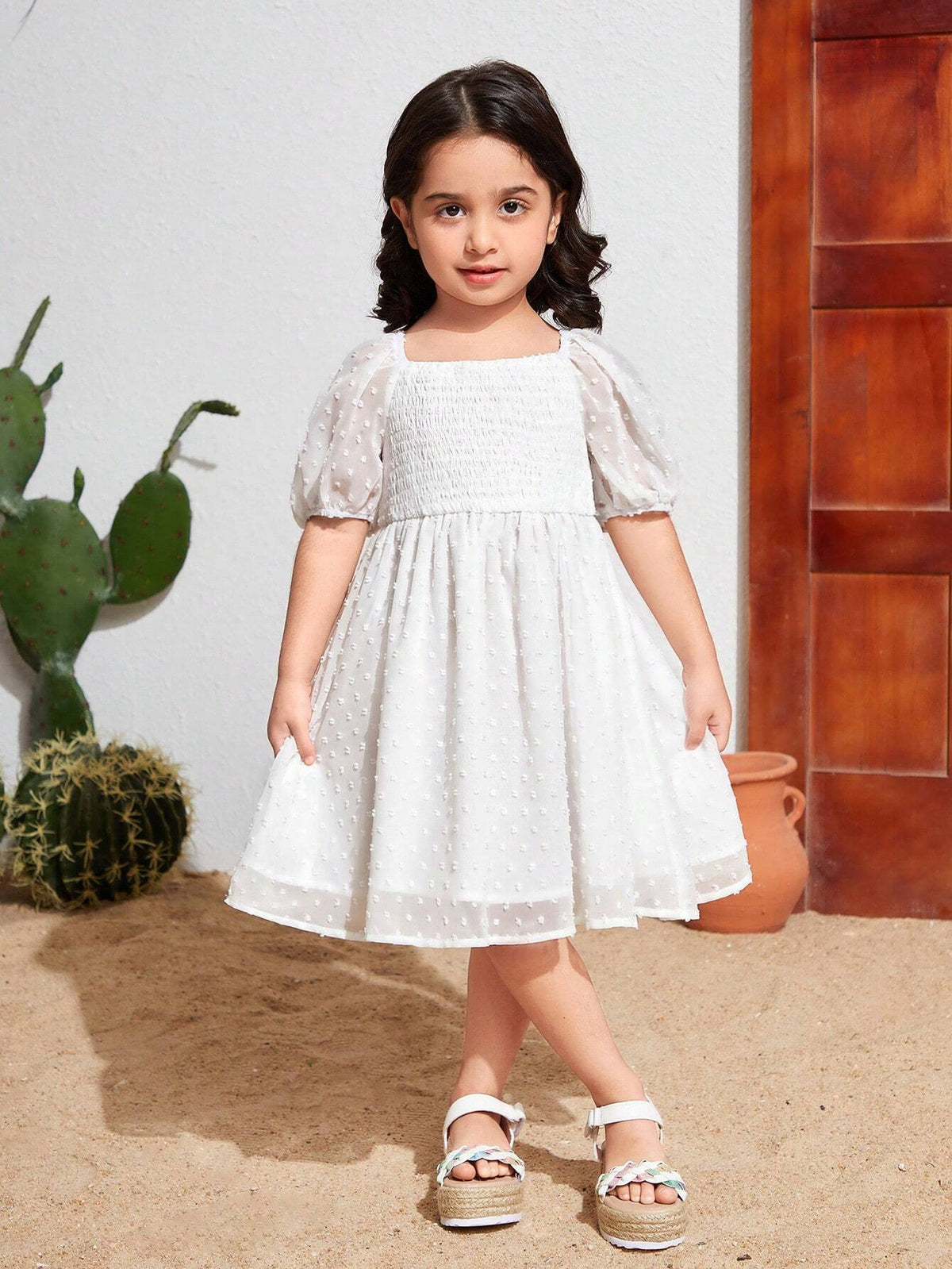 Young Girl's Woven Solid Colored Square Neckline Bubble Sleeve Casual Dress With Pleats